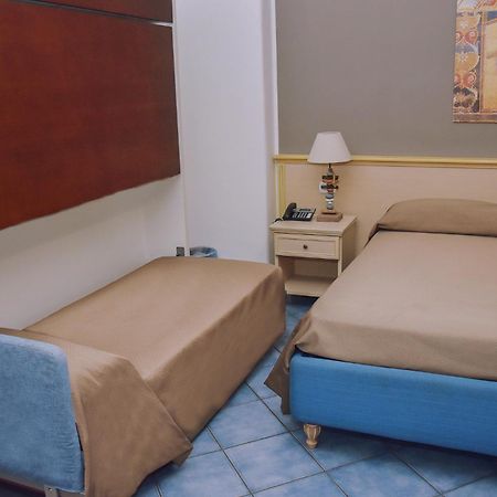 Hotel Piccolo Sogno Pompei Bagian luar foto