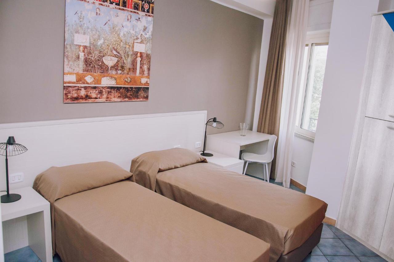Hotel Piccolo Sogno Pompei Bagian luar foto