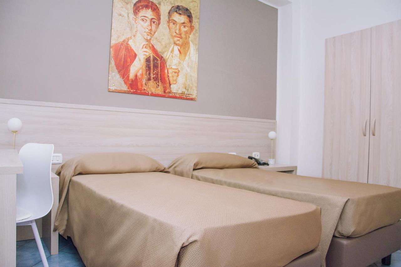 Hotel Piccolo Sogno Pompei Bagian luar foto