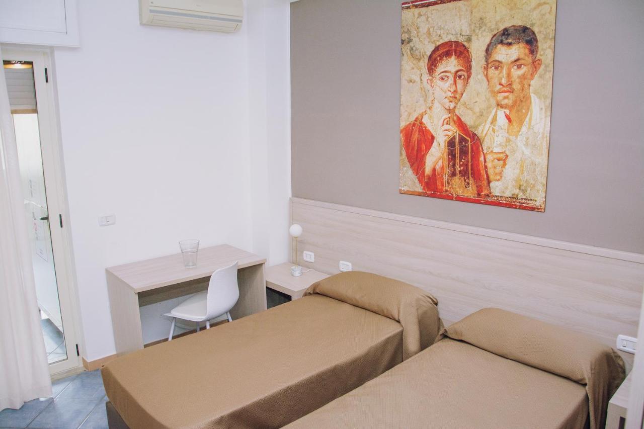 Hotel Piccolo Sogno Pompei Bagian luar foto