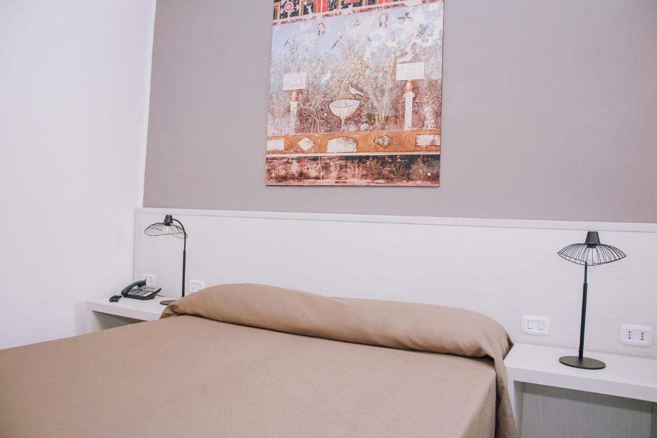 Hotel Piccolo Sogno Pompei Bagian luar foto