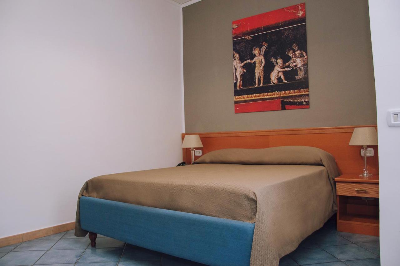 Hotel Piccolo Sogno Pompei Bagian luar foto