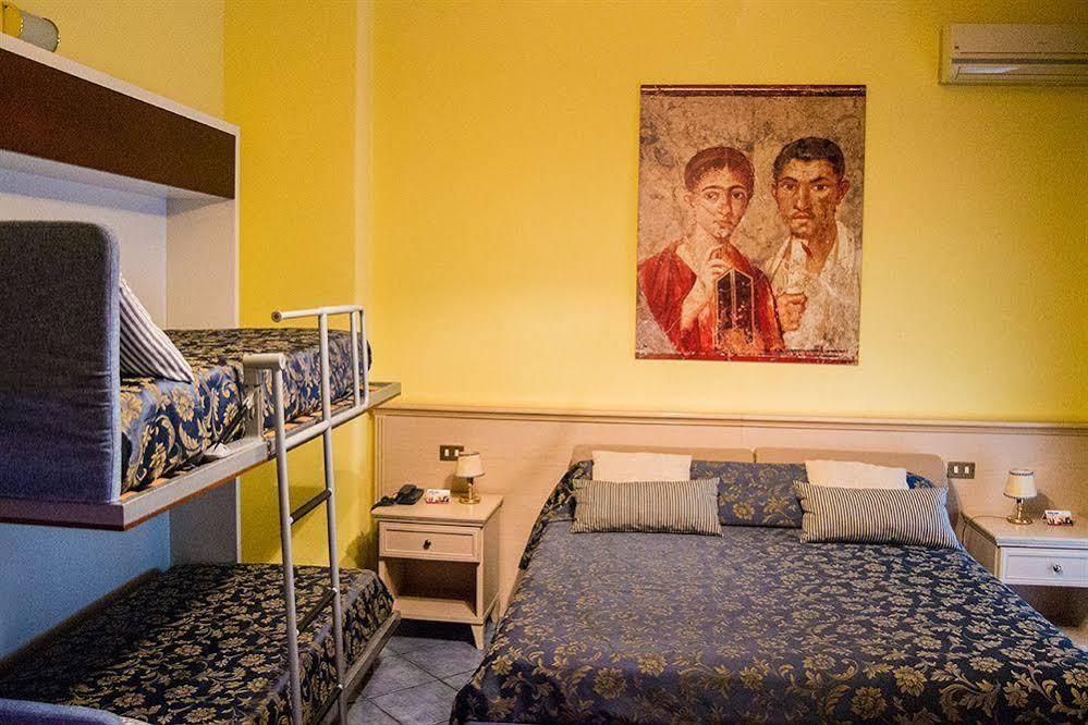 Hotel Piccolo Sogno Pompei Bagian luar foto